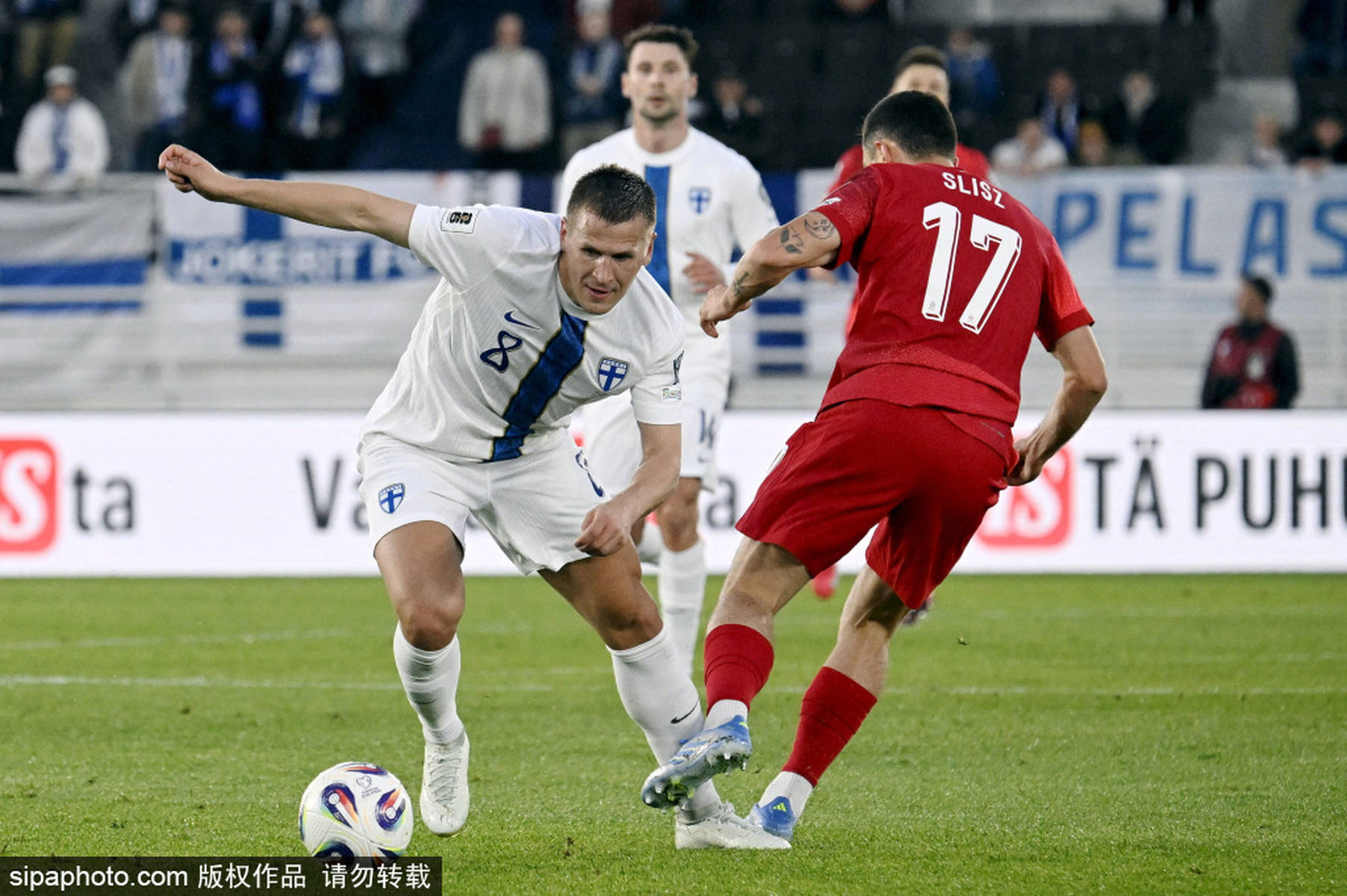 爱游戏网页版登录入口-波兰客场战胜芬兰，晋级前景渐显的简单介绍