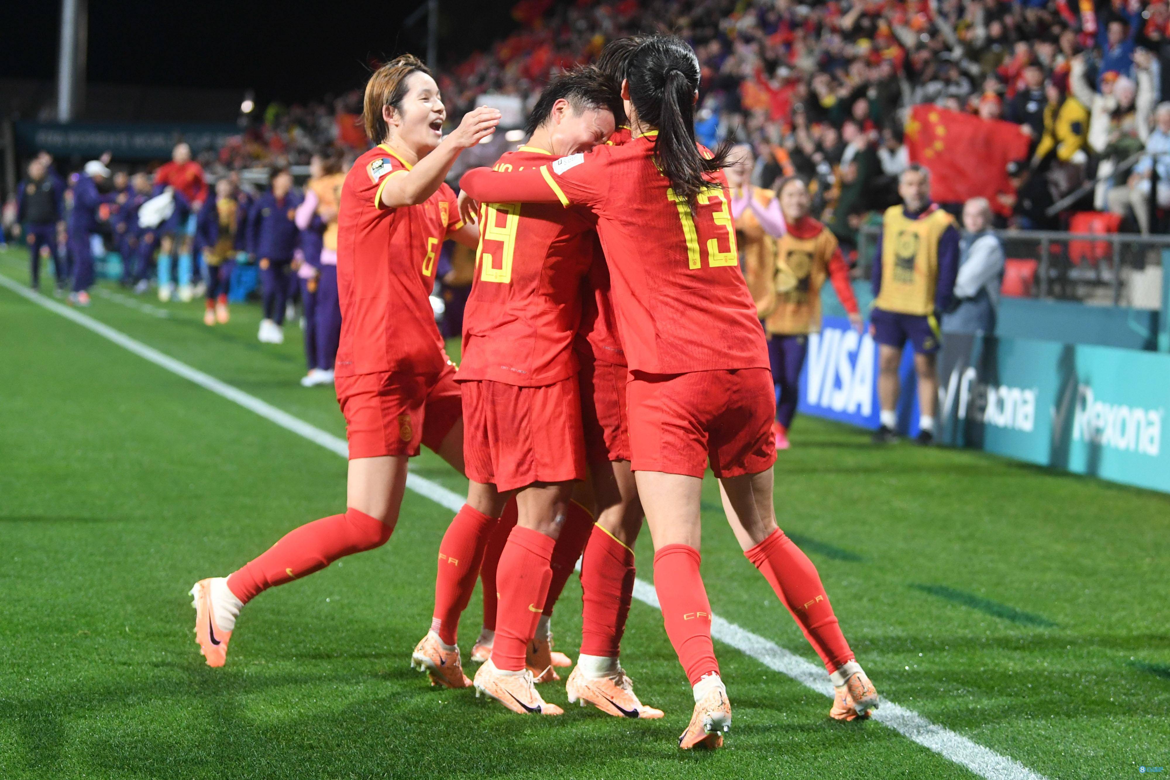 爱游戏vip注册-精彩纷呈！女足联赛中球员实力对抗展现风采的简单介绍