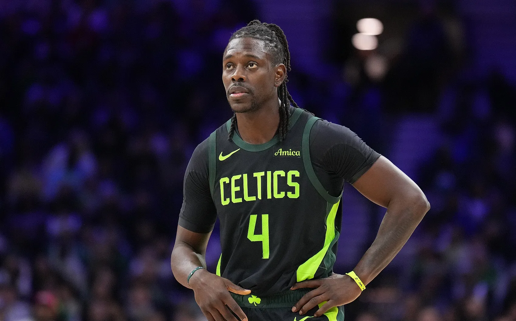 爱游戏入口-包含球员伤愈归队,球队整体实力得到提升,冲击季后赛实力济济的词条