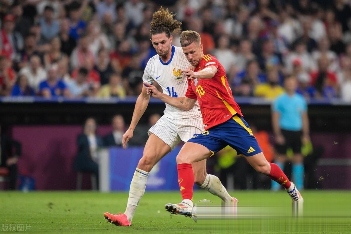 爱游戏官网入口-包含欧洲足球新气象:豪门球队巅峰对决的词条