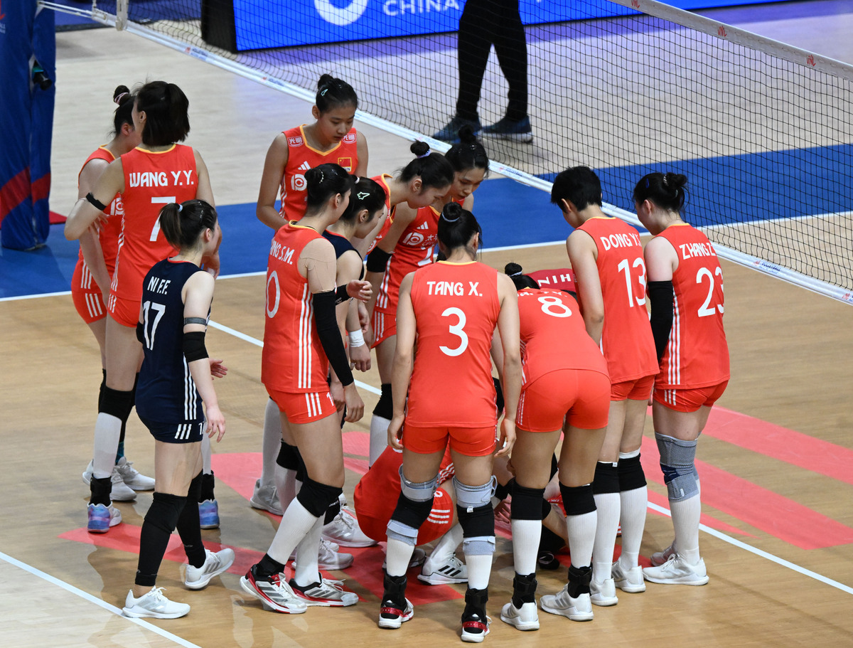 爱游戏链接-女排横扫对手，强势晋级四强