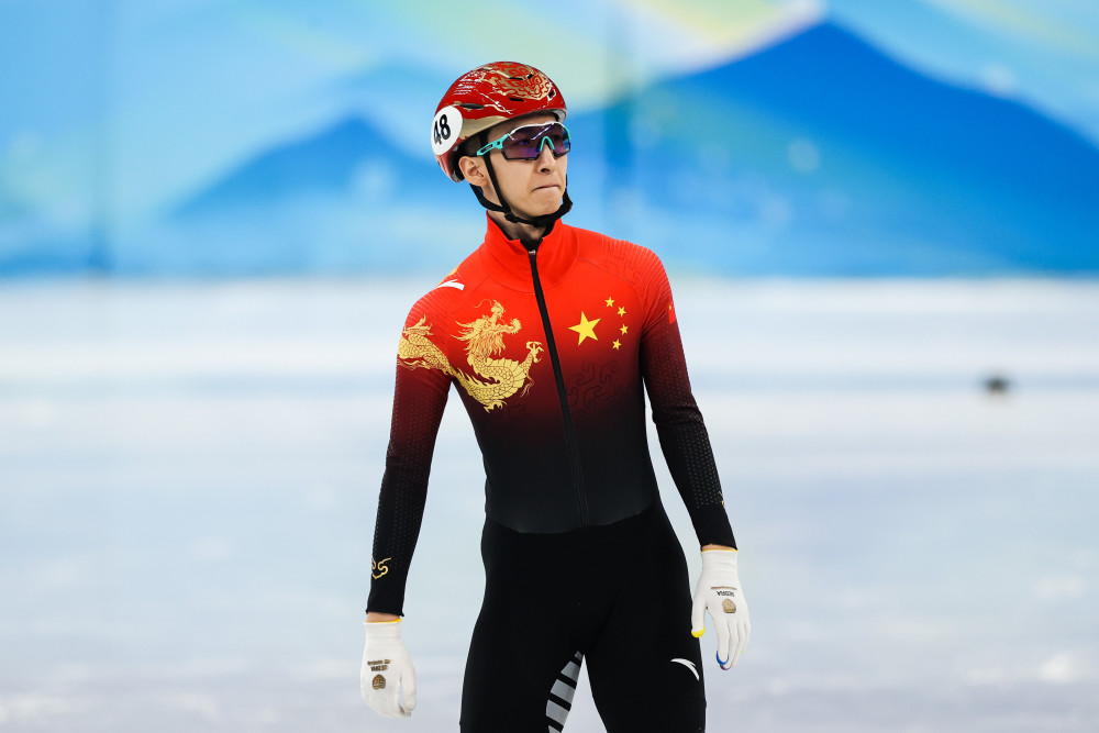 爱游戏官方-新加坡选手实力突破，一举夺魁