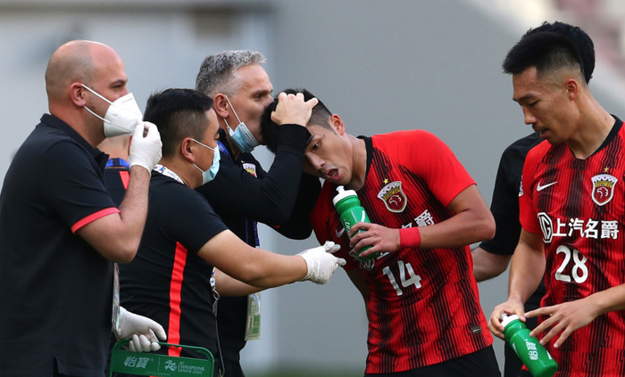 爱游戏官方登录入口-包含上港力压对手！出线淘汰赛阶段的词条